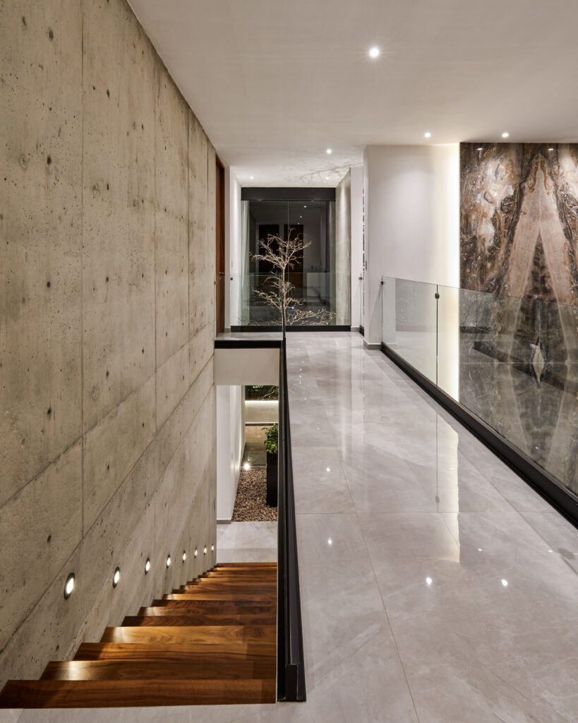 P-102_8